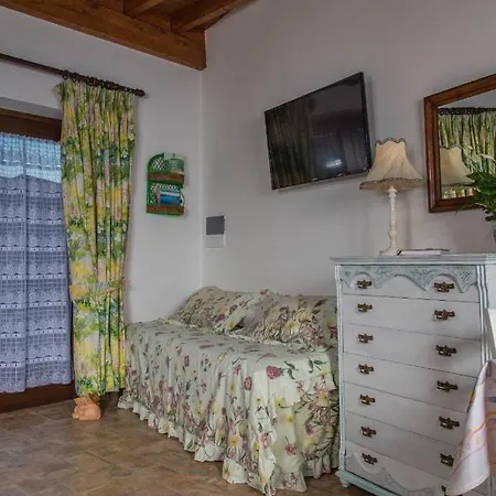 Etruscan Garden Bed & Breakfast Sutri